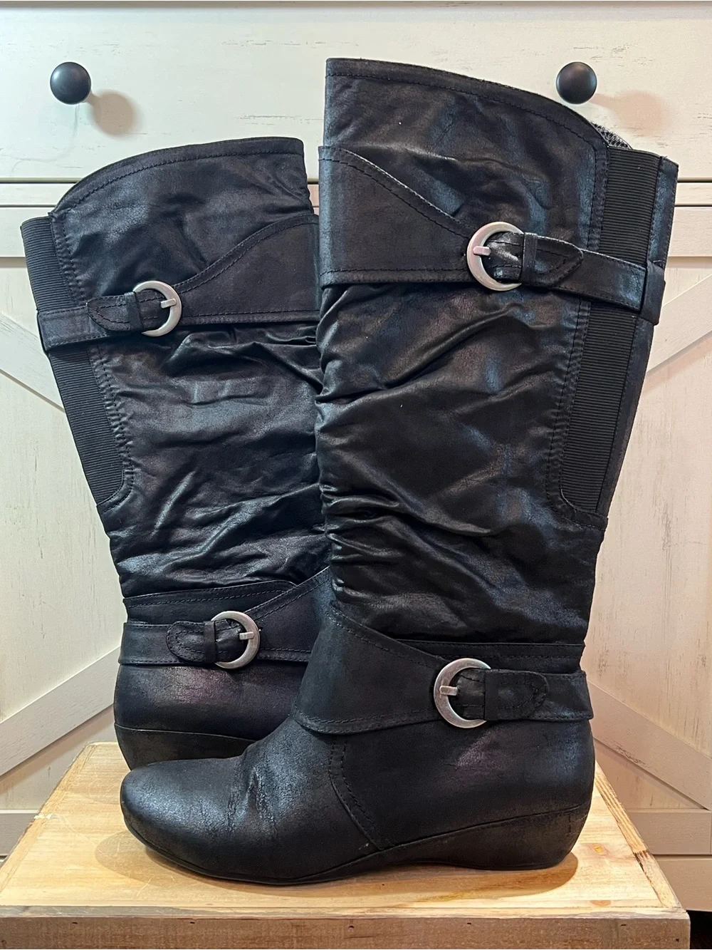 Trensetter Black Slouchy Knee High Wedge Boots Buckle Straps Sz 9.5